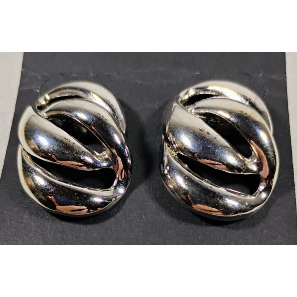 Vintage Earrings  Abstract Swirl Twist Silver Tone Pierced Classic Boho Preppy